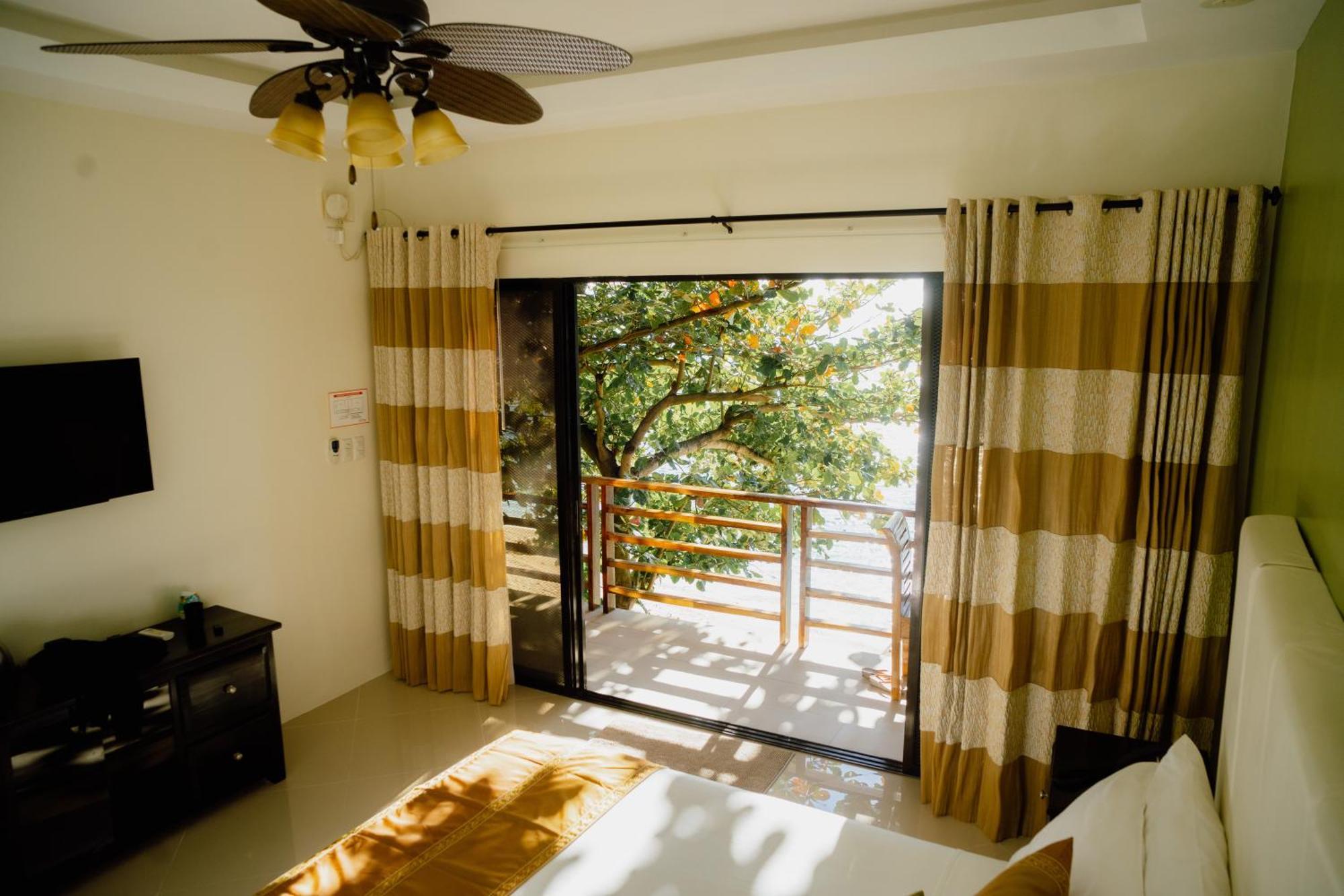Aj'S Place Beach Resort Oslob Exterior foto